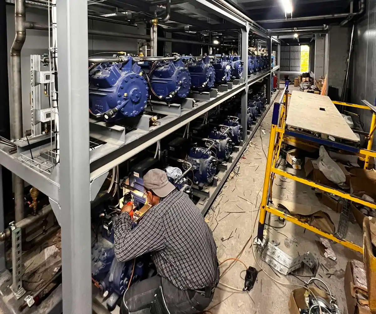 Maintenance of the BOCK compressor station at a food processing plant